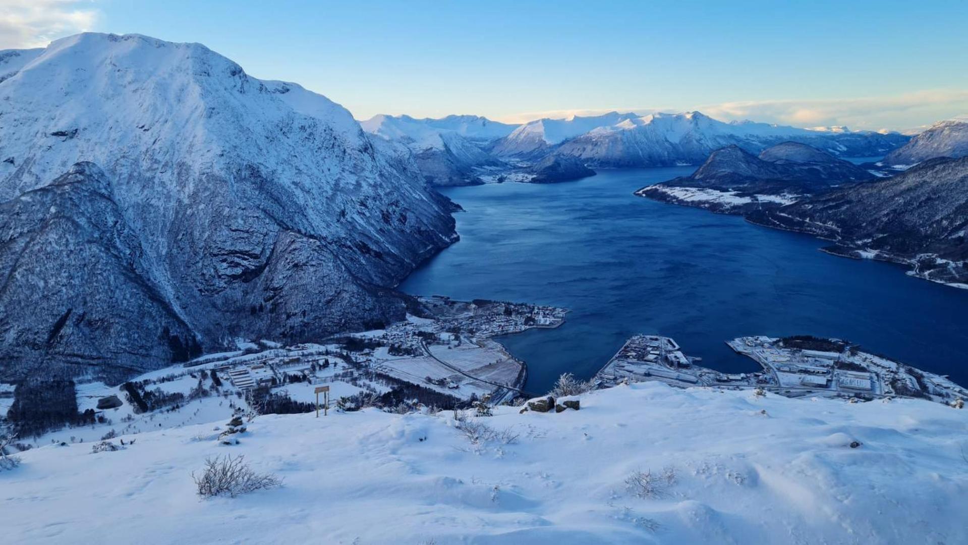 Apartment In The Heart Of Åndalsnes Екстериор снимка